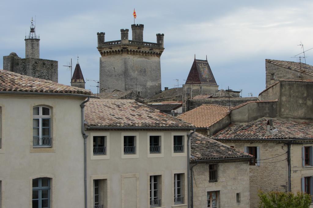 Au Gre Du Voyage Apartamento Uzès Exterior foto